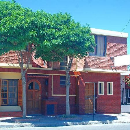 Hostel El Agora Trelew Exterior photo